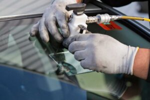 How can you hire the best glass repair company?